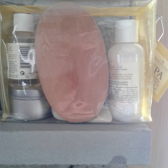 Aromafloria Spa at home set - Picture 3 of 5
